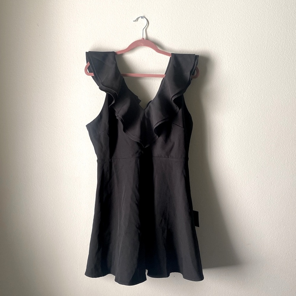 Lulu*s Divine Darling black dress💕